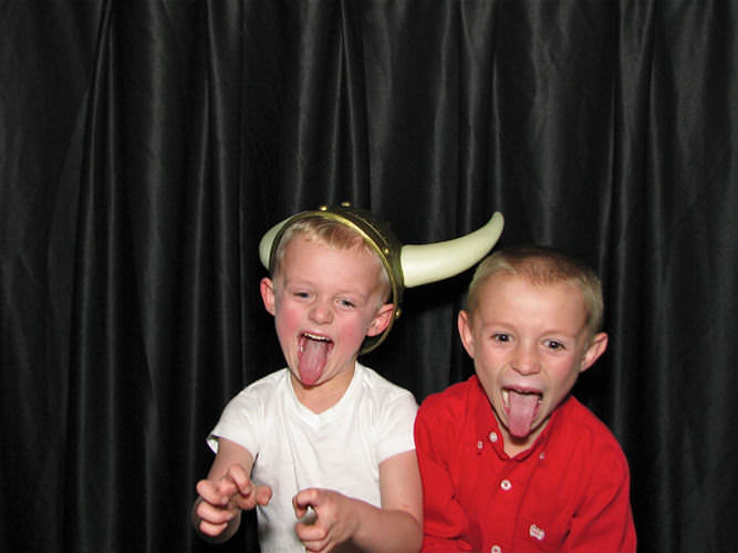 Dazzling photo booth for kids parties